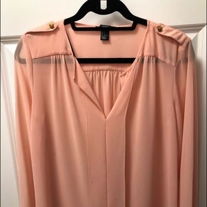 Peach/pink blouse